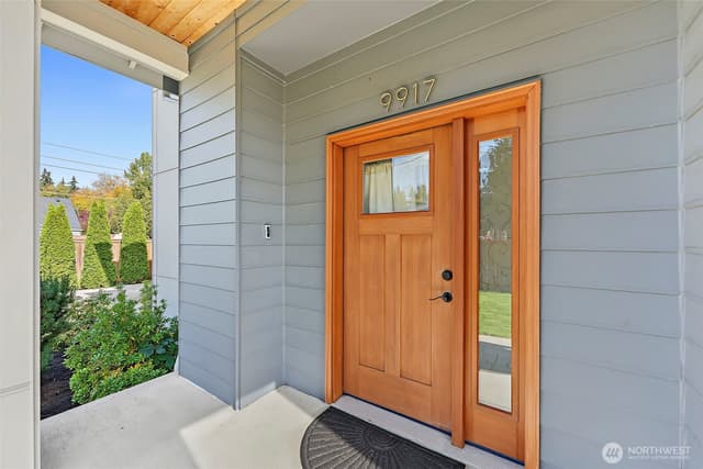 Property photo for 9917 McKinley Avenue E, Tacoma photo 3