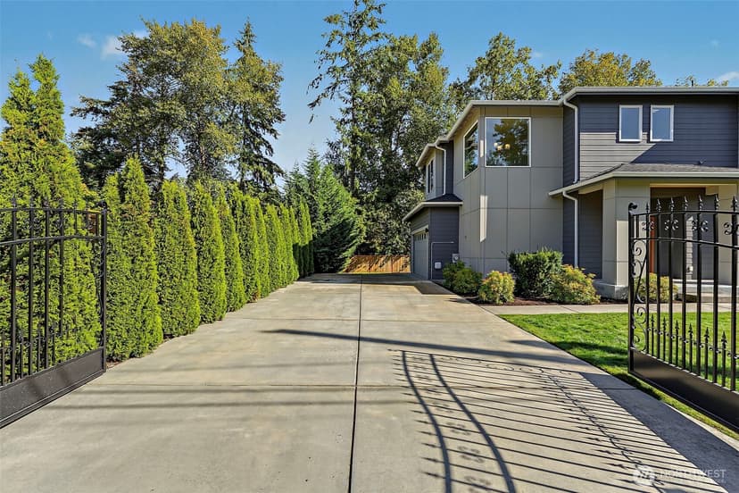 Property photo for 9917 McKinley Avenue E, Tacoma photo 35