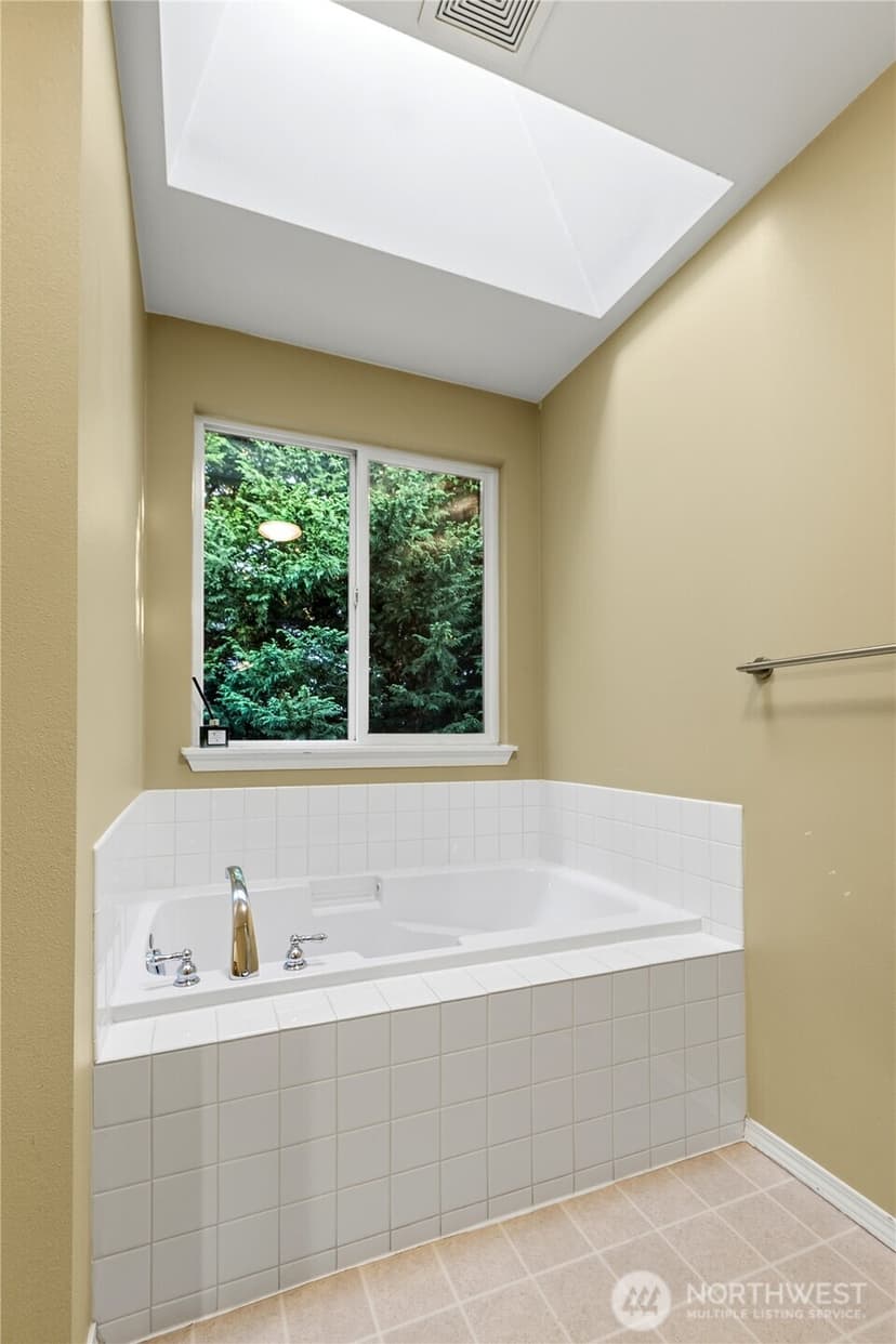 Property photo for 13501 43rd Avenue SE, Mill Creek photo 16