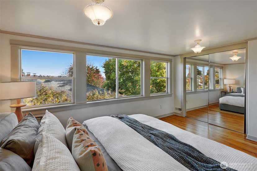 Property photo for 919 N 76th Street, Seattle photo 17