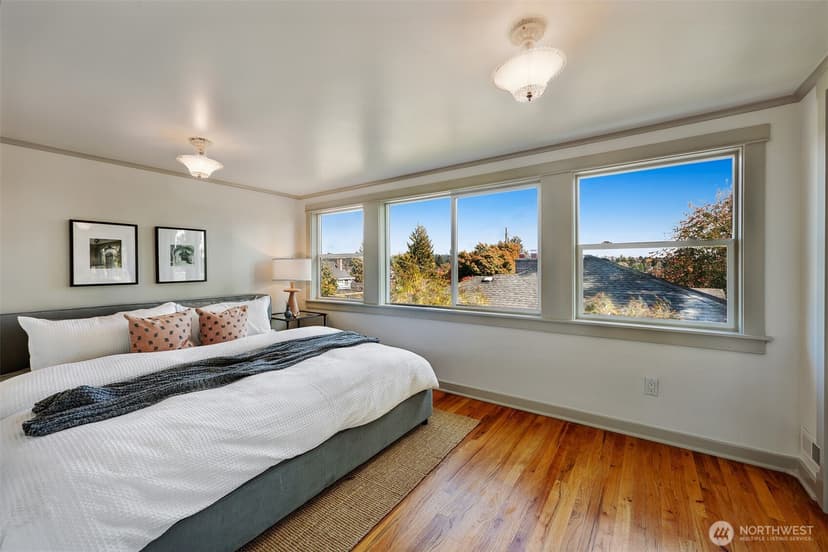 Property photo for 919 N 76th Street, Seattle photo 16