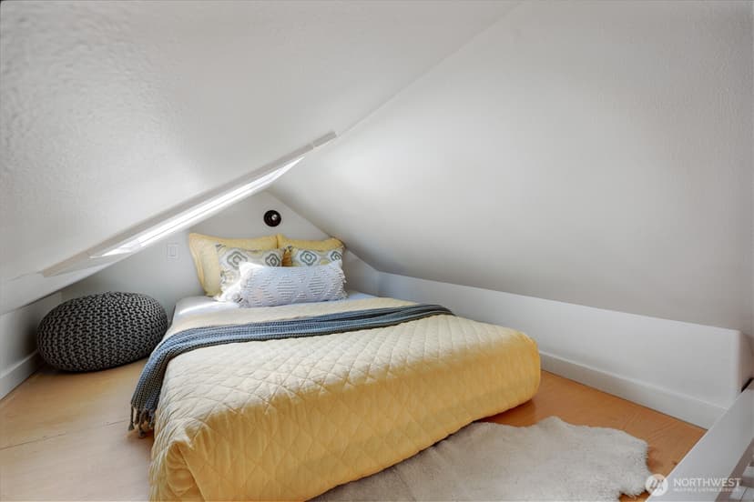 Property photo for 919 N 76th Street, Seattle photo 34