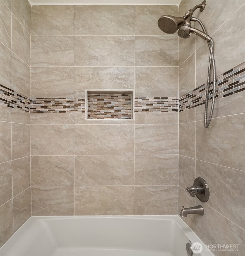 Property photo for 9404 Templeton Avenue SE, Snoqualmie photo 14