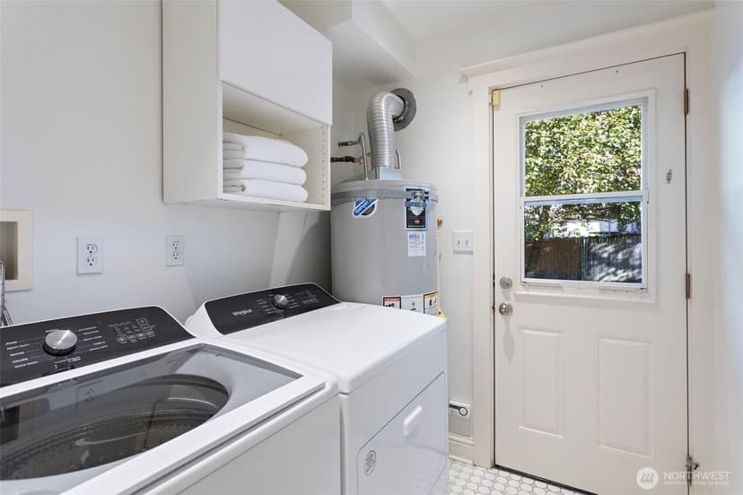 Property photo for 8542 32nd Avenue NW, Seattle photo 22