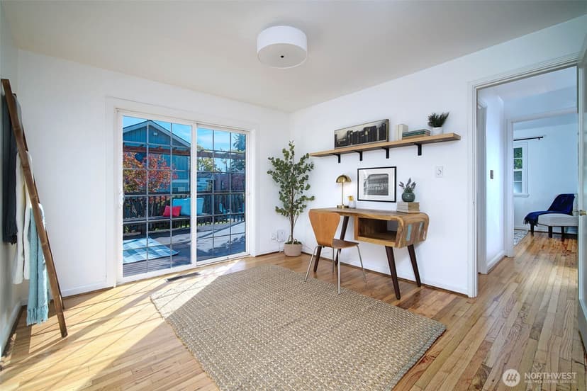 Property photo for 9512 40th Avenue NE, Seattle photo 8