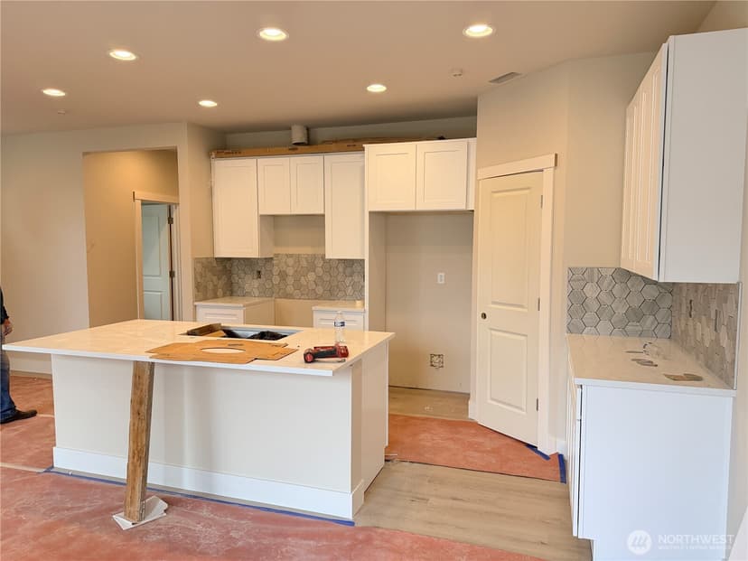 Property photo for 317 108th Street SW #B, Everett photo 2