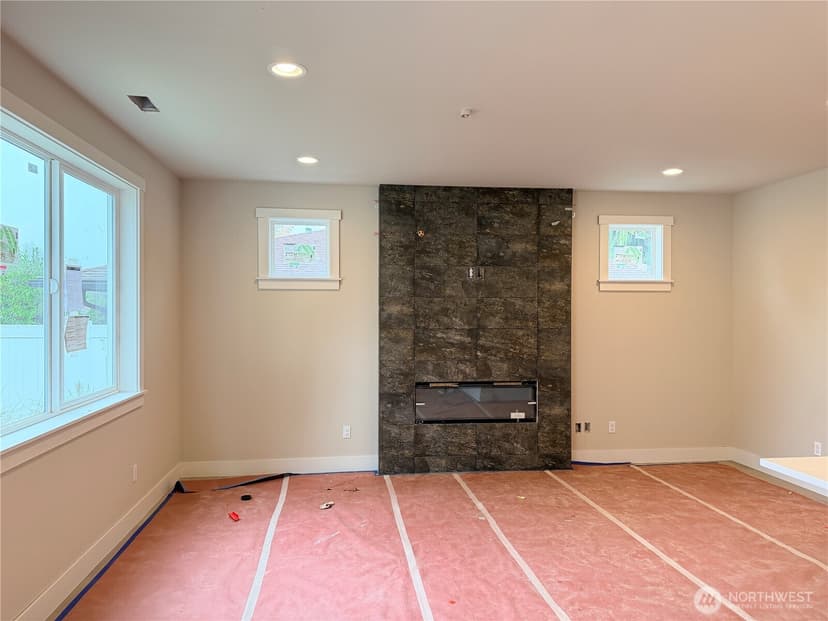 Property photo for 317 108th Street SW #B, Everett photo 3