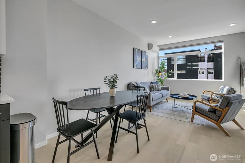 Property photo for 5917 B California Avenue SW, Seattle photo 11