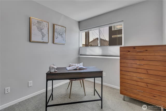 Property photo for 5917 B California Avenue SW, Seattle photo 4