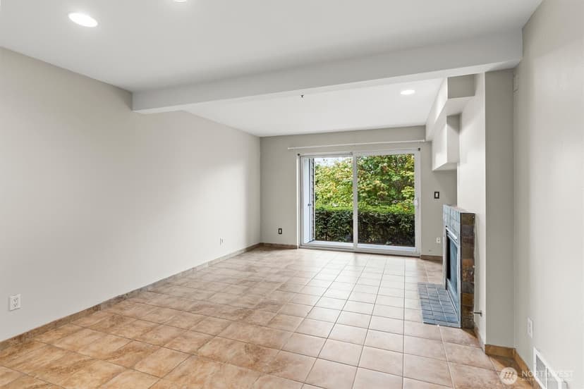 Property photo for 1 Broadway #103, Tacoma photo 8