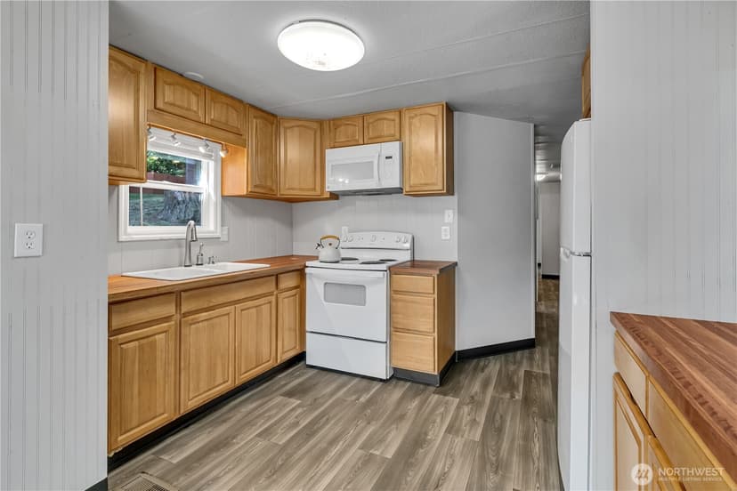 Property photo for 30526 58th Avenue S, Auburn photo 11