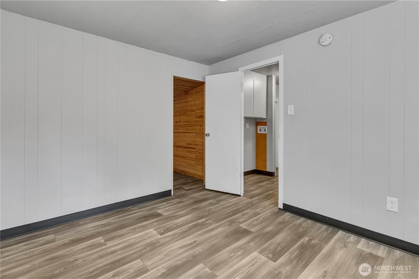 Property photo for 30526 58th Avenue S, Auburn photo 15