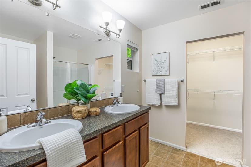 Property photo for 27706 NE 146th Way, Duvall photo 18