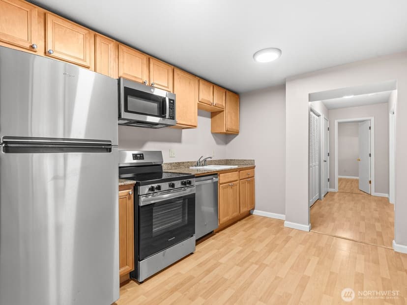Property photo for 4444 44th Avenue SW #B01, Seattle photo 3