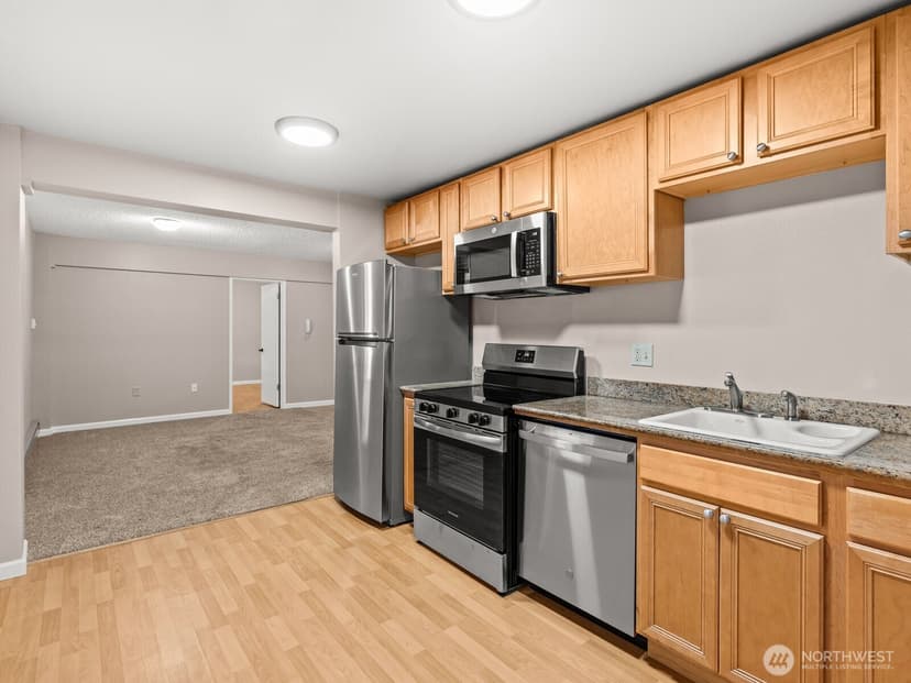 Property photo for 4444 44th Avenue SW #B01, Seattle photo 2