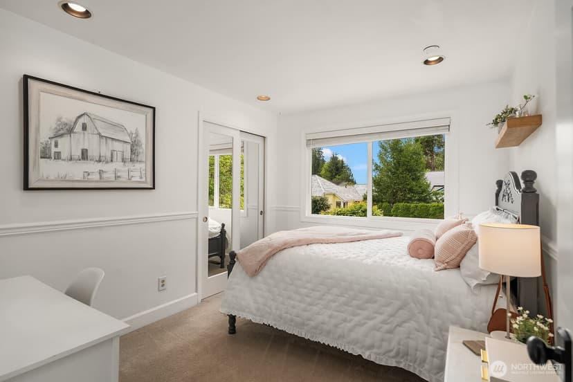 Property photo for 3819 204th Avenue NE, Sammamish photo 24