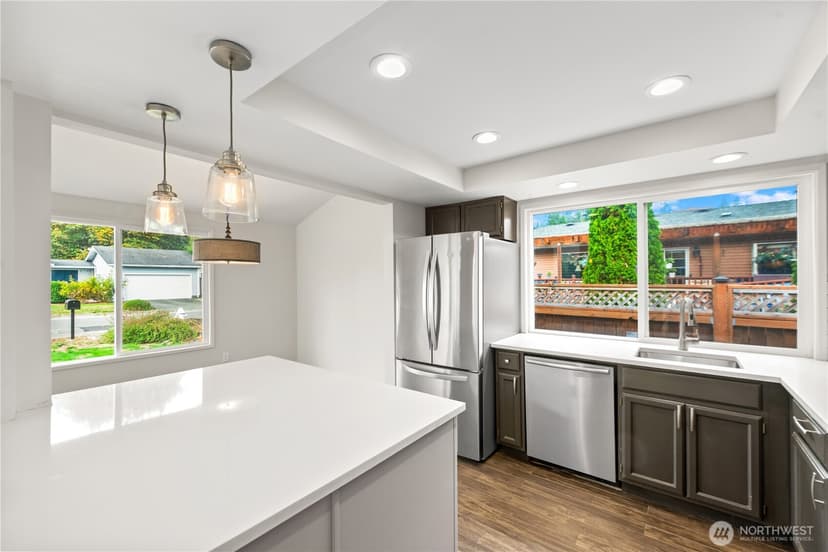 Property photo for 16014 132nd Place SE, Renton photo 11