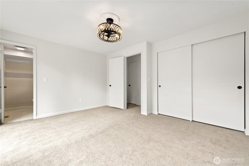 Property photo for 16014 132nd Place SE, Renton photo 15