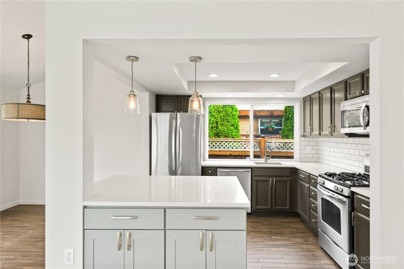 Property photo for 16014 132nd Place SE, Renton photo 9