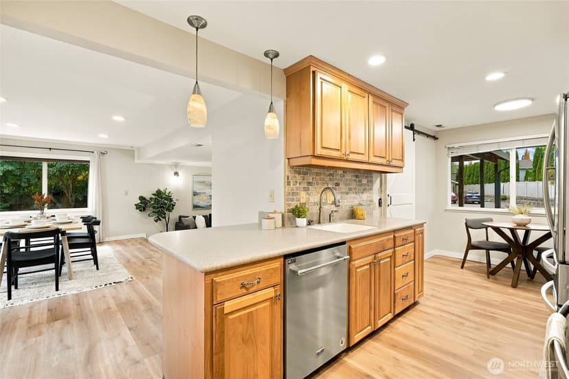 Property photo for 19631 Bartlett Road, Bothell photo 11