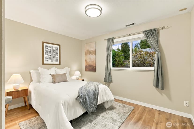 Property photo for 19631 Bartlett Road, Bothell photo 19