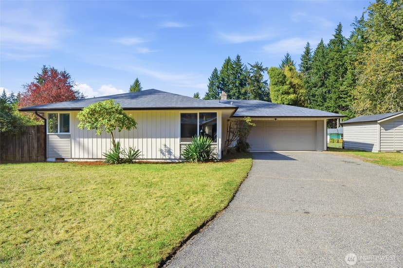 Property photo for 1974 Cypress Court SE, Port Orchard photo 2