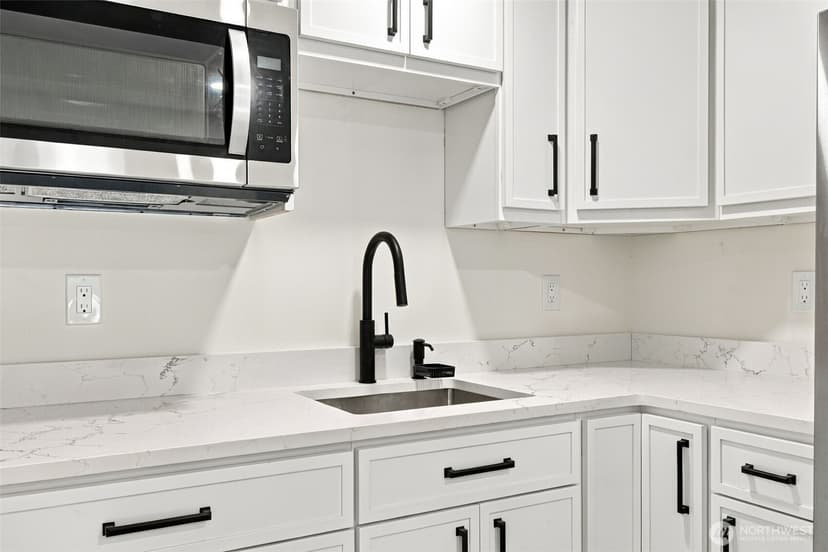 Property photo for 11224 35th Avenue SW, Seattle photo 30