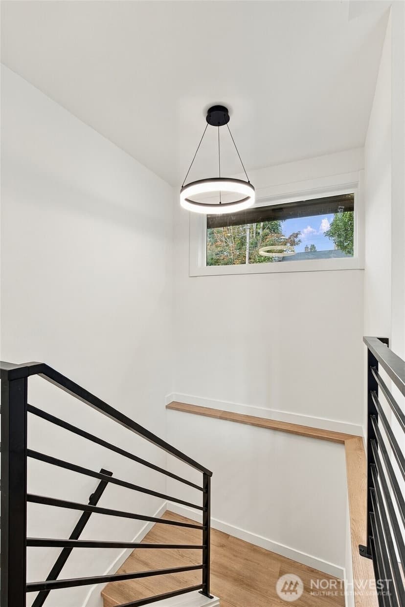 Property photo for 11224 35th Avenue SW, Seattle photo 24
