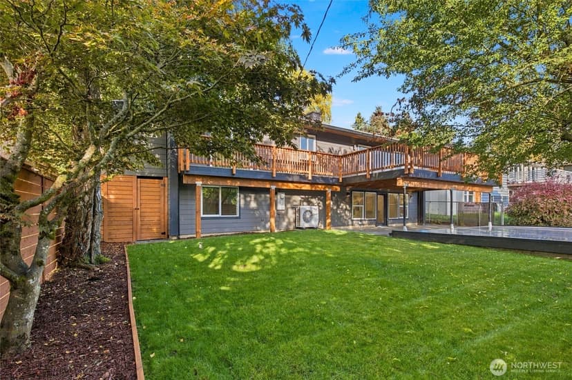 Property photo for 11224 35th Avenue SW, Seattle photo 36
