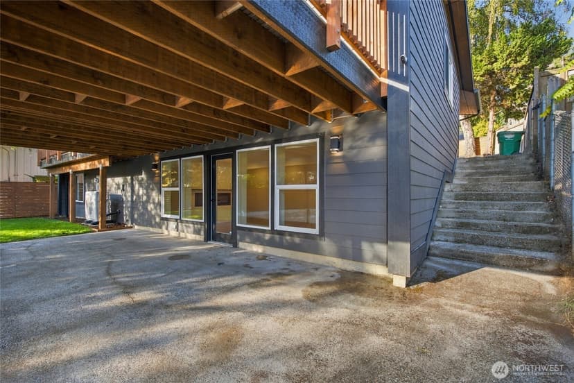 Property photo for 11224 35th Avenue SW, Seattle photo 39