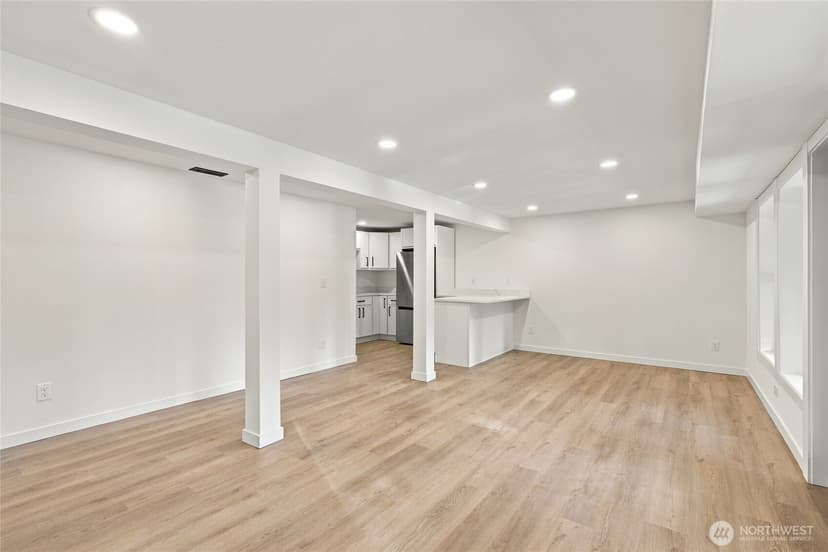 Property photo for 11224 35th Avenue SW, Seattle photo 28