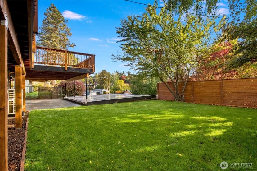 Property photo for 11224 35th Avenue SW, Seattle photo 37