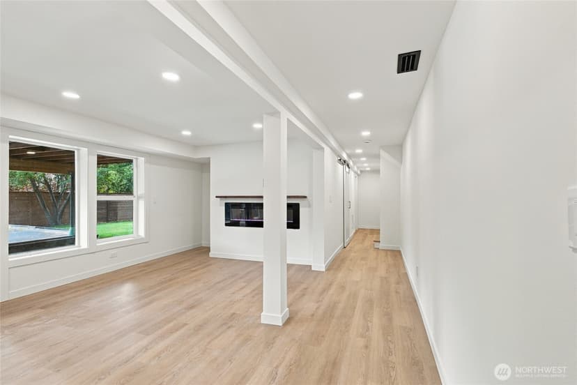 Property photo for 11224 35th Avenue SW, Seattle photo 26