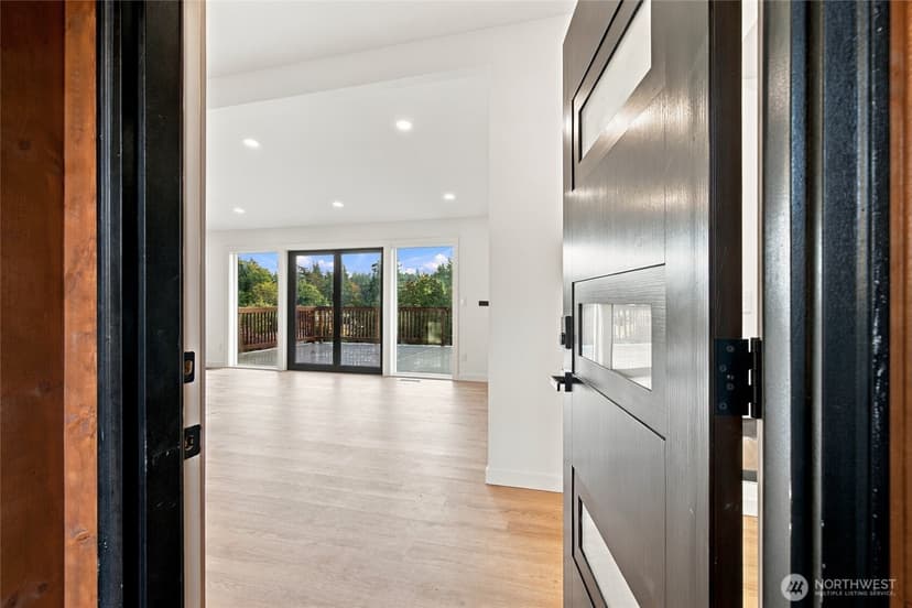 Property photo for 11224 35th Avenue SW, Seattle photo 5