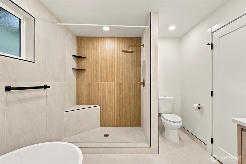 Property photo for 11224 35th Avenue SW, Seattle photo 19