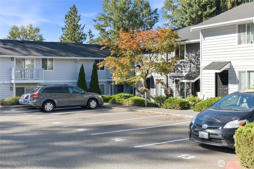Property photo for 6230 S 129 Street, Seattle photo 10