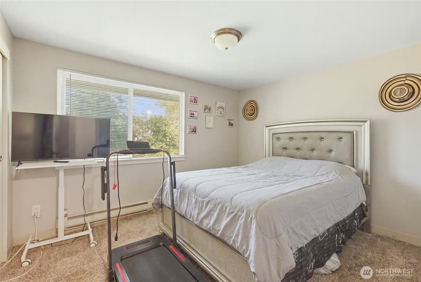 Property photo for 6230 S 129 Street, Seattle photo 17