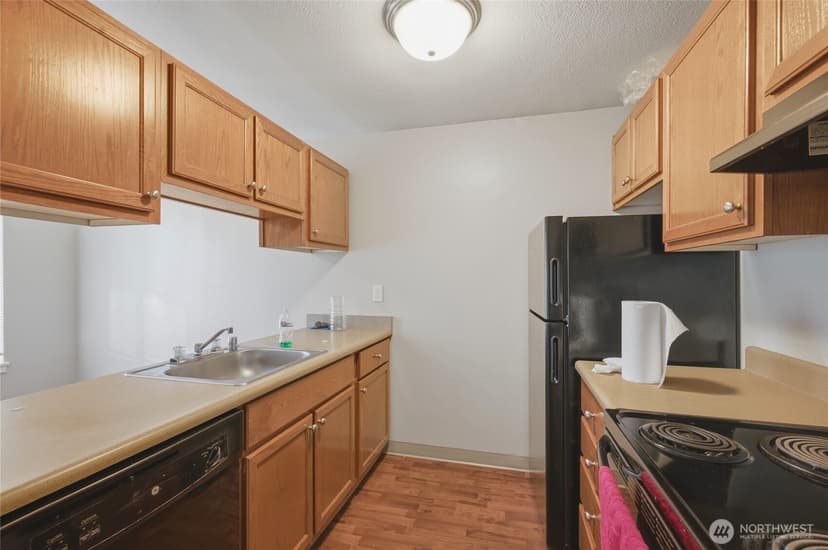 Property photo for 6230 S 129 Street, Seattle photo 13