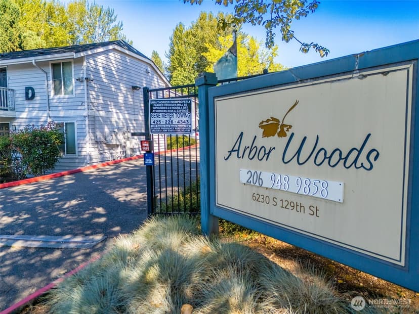 Property photo for 6230 S 129 Street, Seattle photo 2