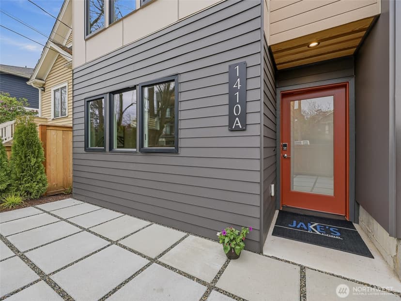Property photo for 1410 N 47th Street #A, Seattle photo 2