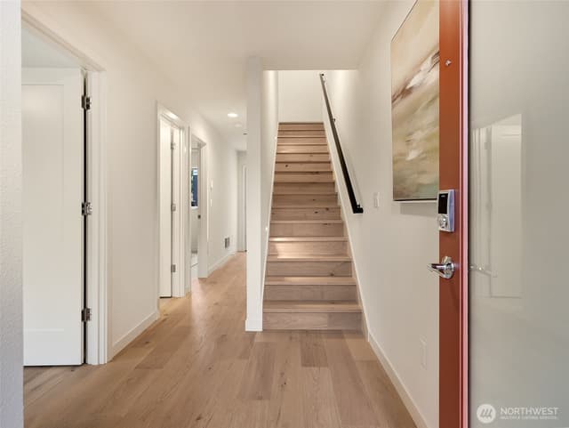 Property photo for 1410 N 47th Street #A, Seattle photo 3