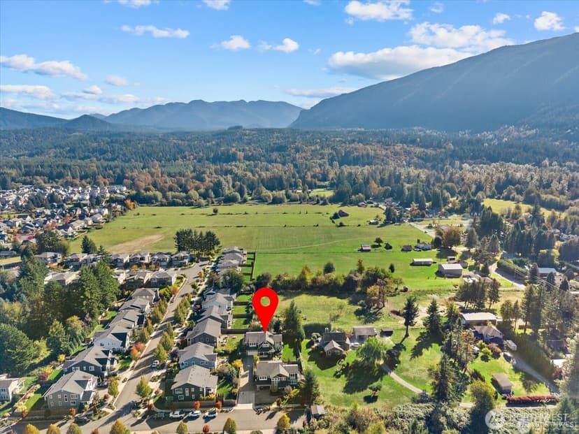 Property photo for 1069 SE 13th Place, North Bend photo 32