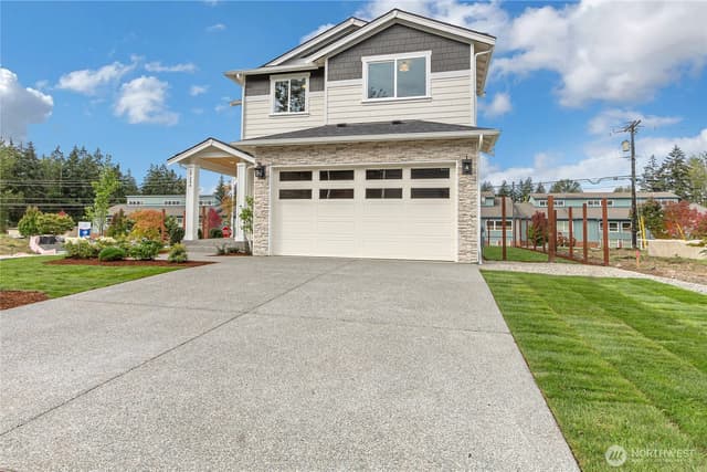 Property photo for 17244 74th Avenue Ct E, Puyallup photo 2