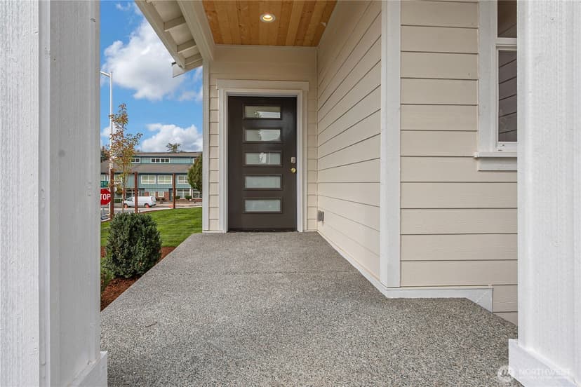 Property photo for 17244 74th Avenue Ct E, Puyallup photo 3
