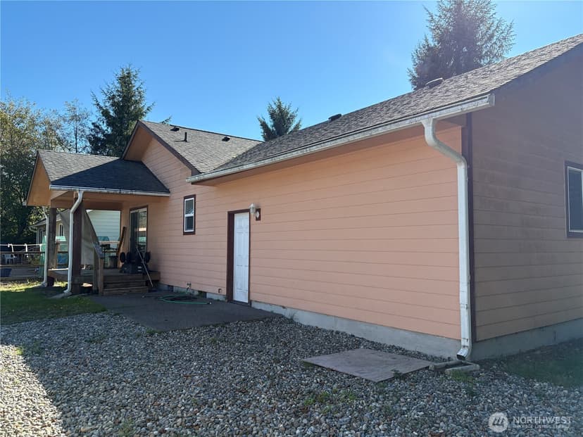 Property photo for 974 Mount Olympus Avenue SE, Ocean Shores photo 8