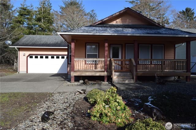 Property photo for 974 Mount Olympus Avenue SE, Ocean Shores
