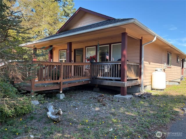 Property photo for 974 Mount Olympus Avenue SE, Ocean Shores photo 5