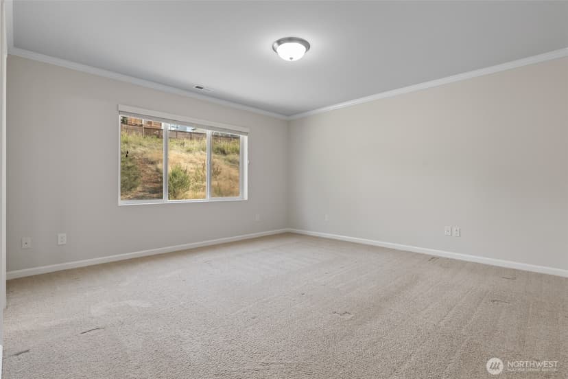 Property photo for 2743 82nd Avenue Ct E, Edgewood photo 9