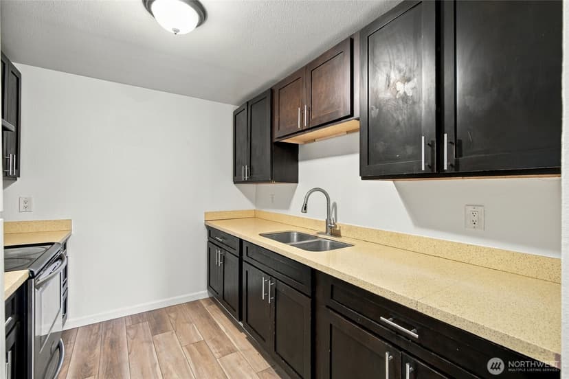 Property photo for 1108 B Street SE, Auburn photo 9