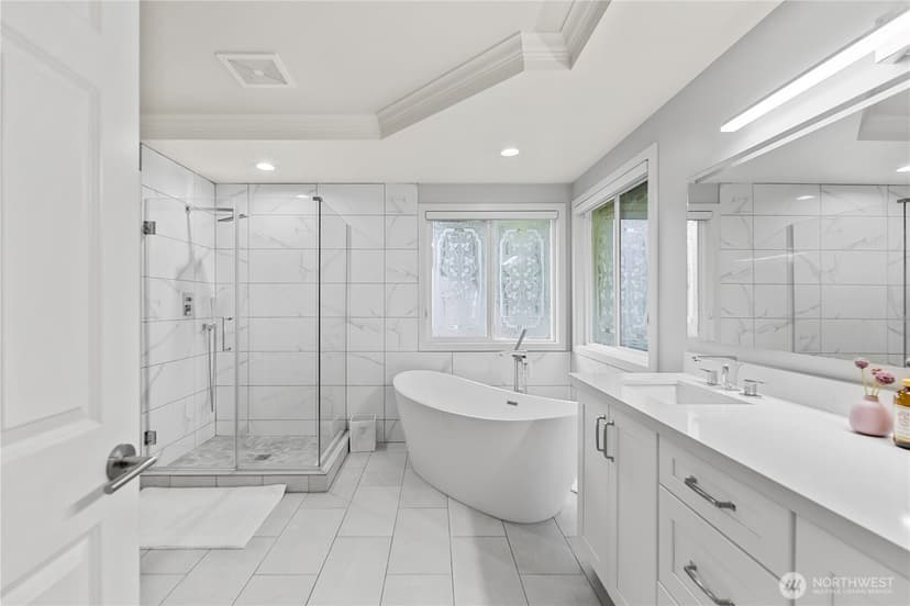 Property photo for 19618 NE 44th Place, Sammamish photo 28